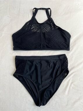 Swimsuits For All Black Two-Piece Swim Set